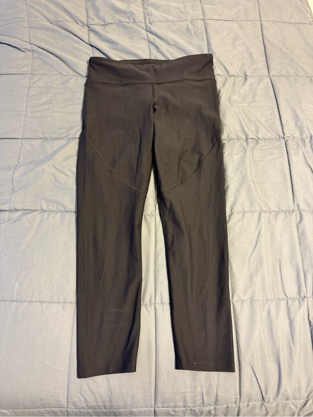 Under Armour Black Mid-Rise Performance Leggings